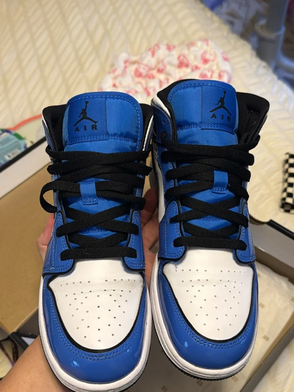 Air Jordan 1 Mid SE